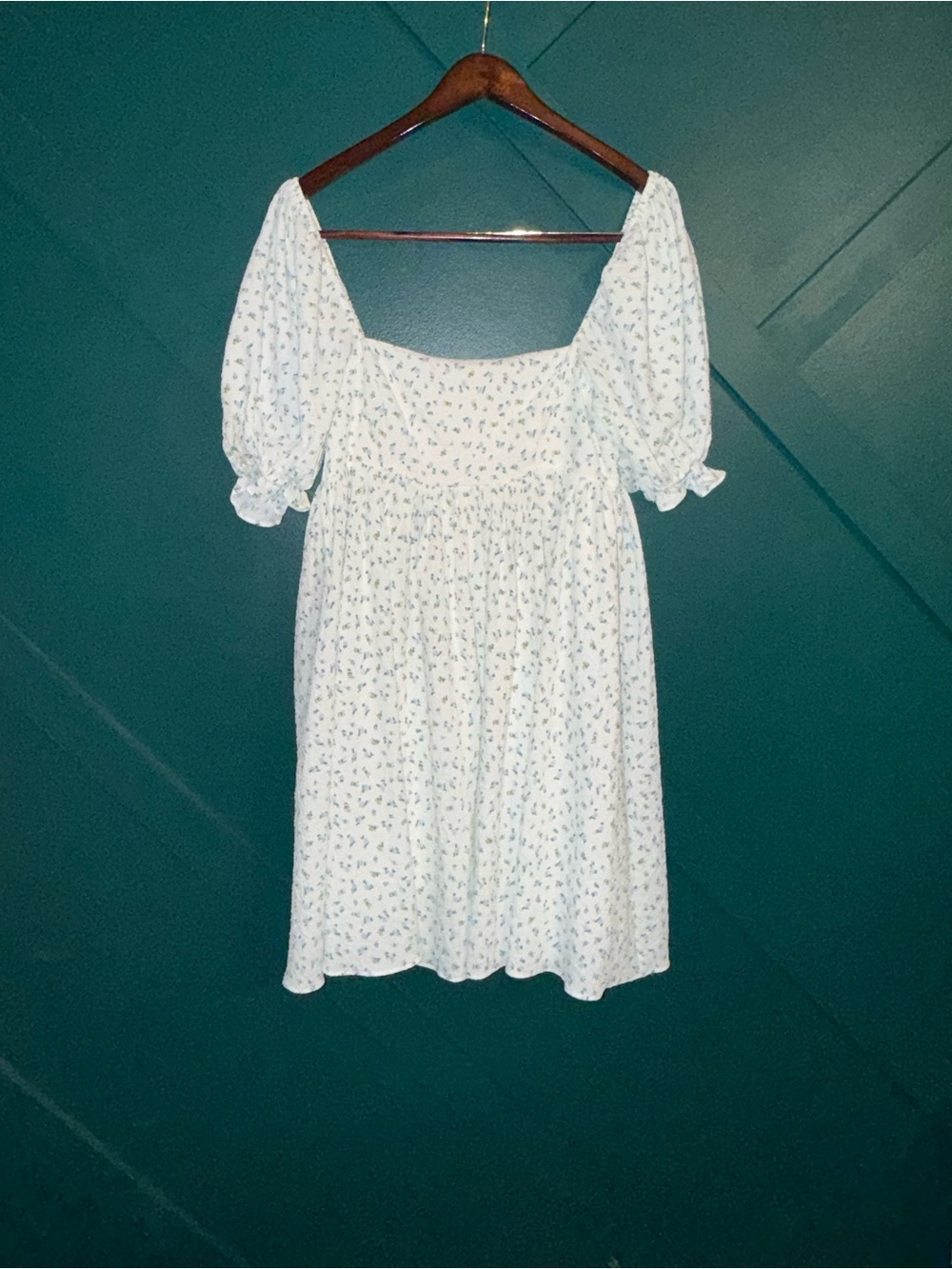 Storia white floral square neck puff sleeve mini dress size s